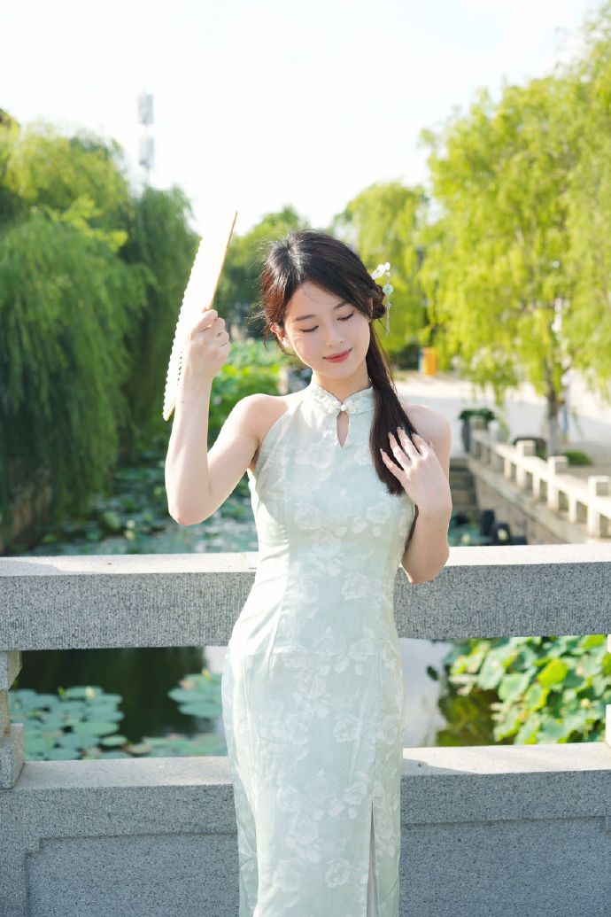 三傻大闹宝莱坞 封面